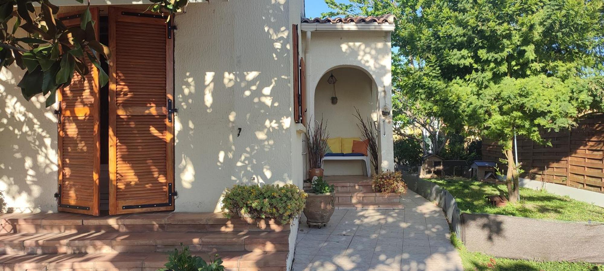 Maison T2 Avec Petit Jardin Dans Impasse Calme 벨라그 외부 사진
