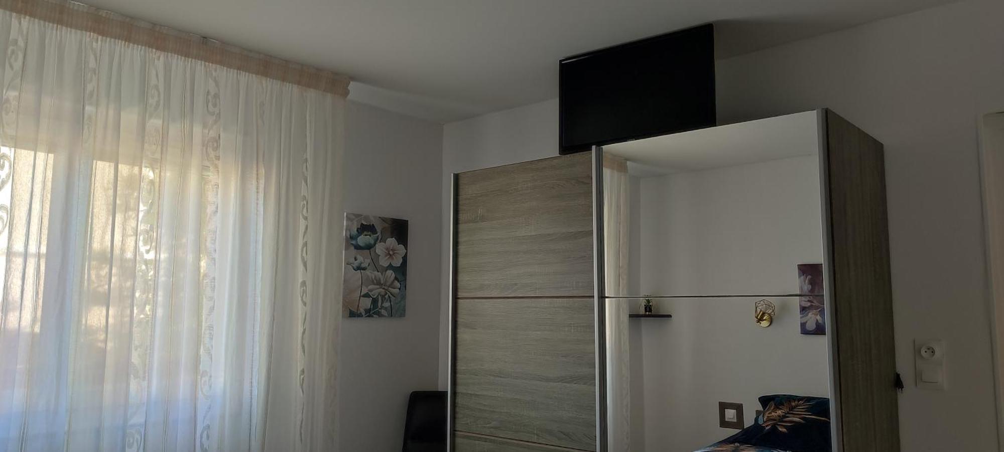 Maison T2 Avec Petit Jardin Dans Impasse Calme 벨라그 외부 사진