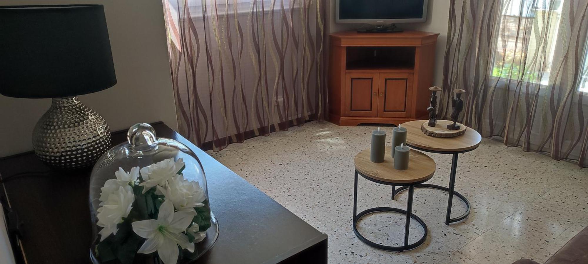 Maison T2 Avec Petit Jardin Dans Impasse Calme 벨라그 외부 사진