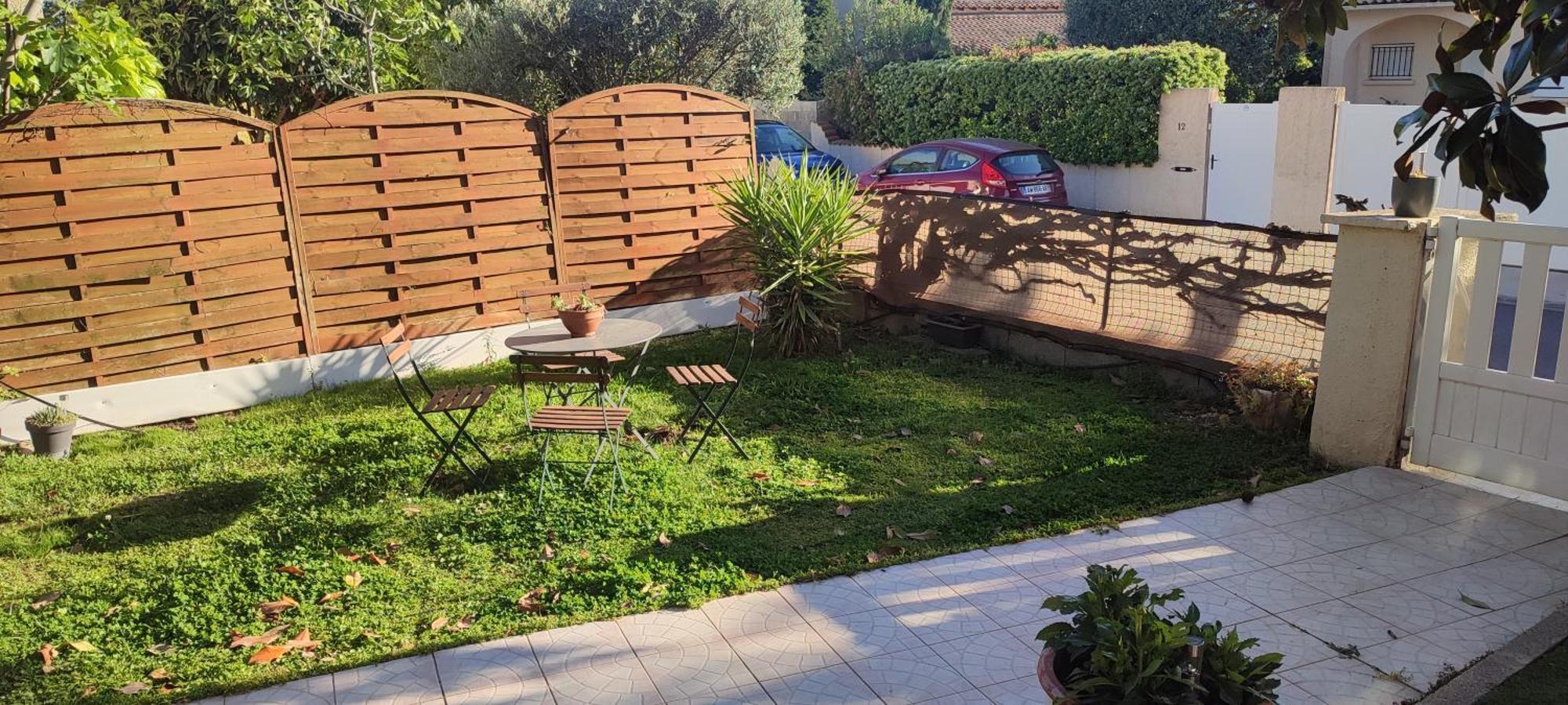 Maison T2 Avec Petit Jardin Dans Impasse Calme 벨라그 외부 사진
