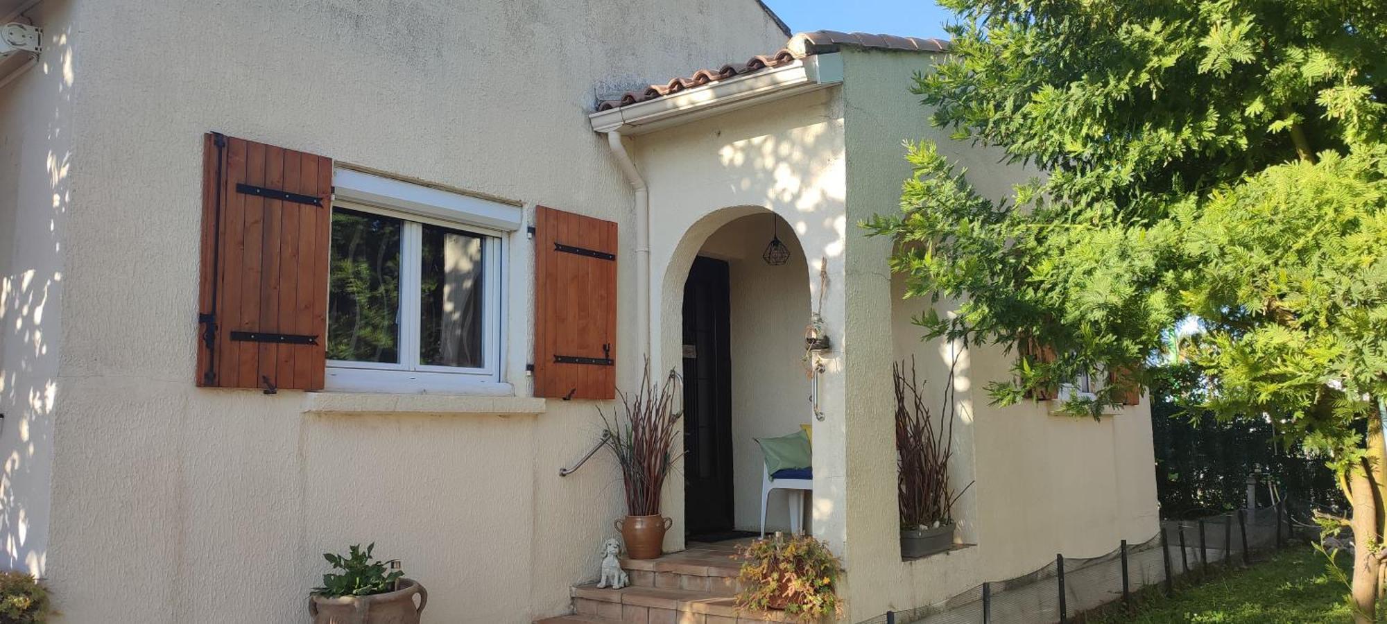 Maison T2 Avec Petit Jardin Dans Impasse Calme 벨라그 외부 사진