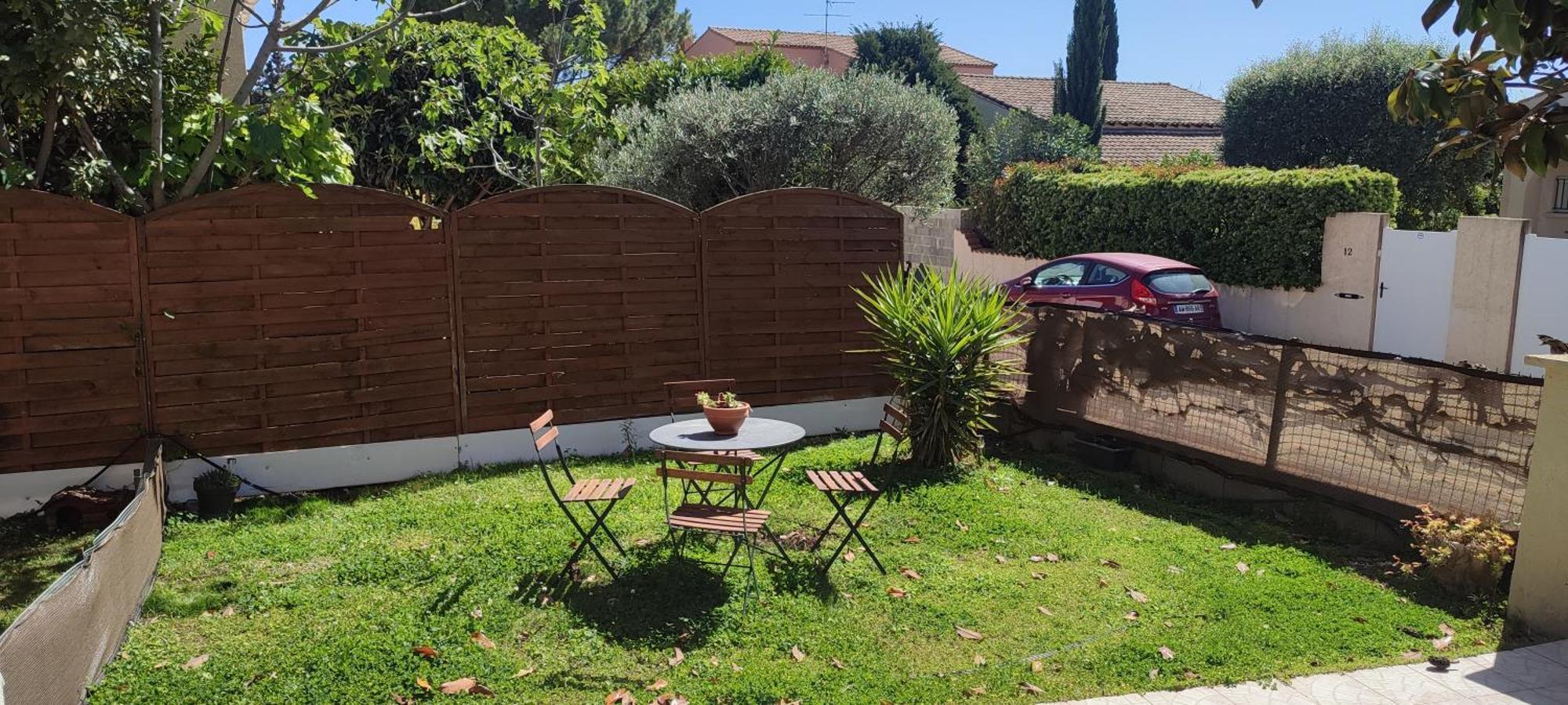Maison T2 Avec Petit Jardin Dans Impasse Calme 벨라그 외부 사진
